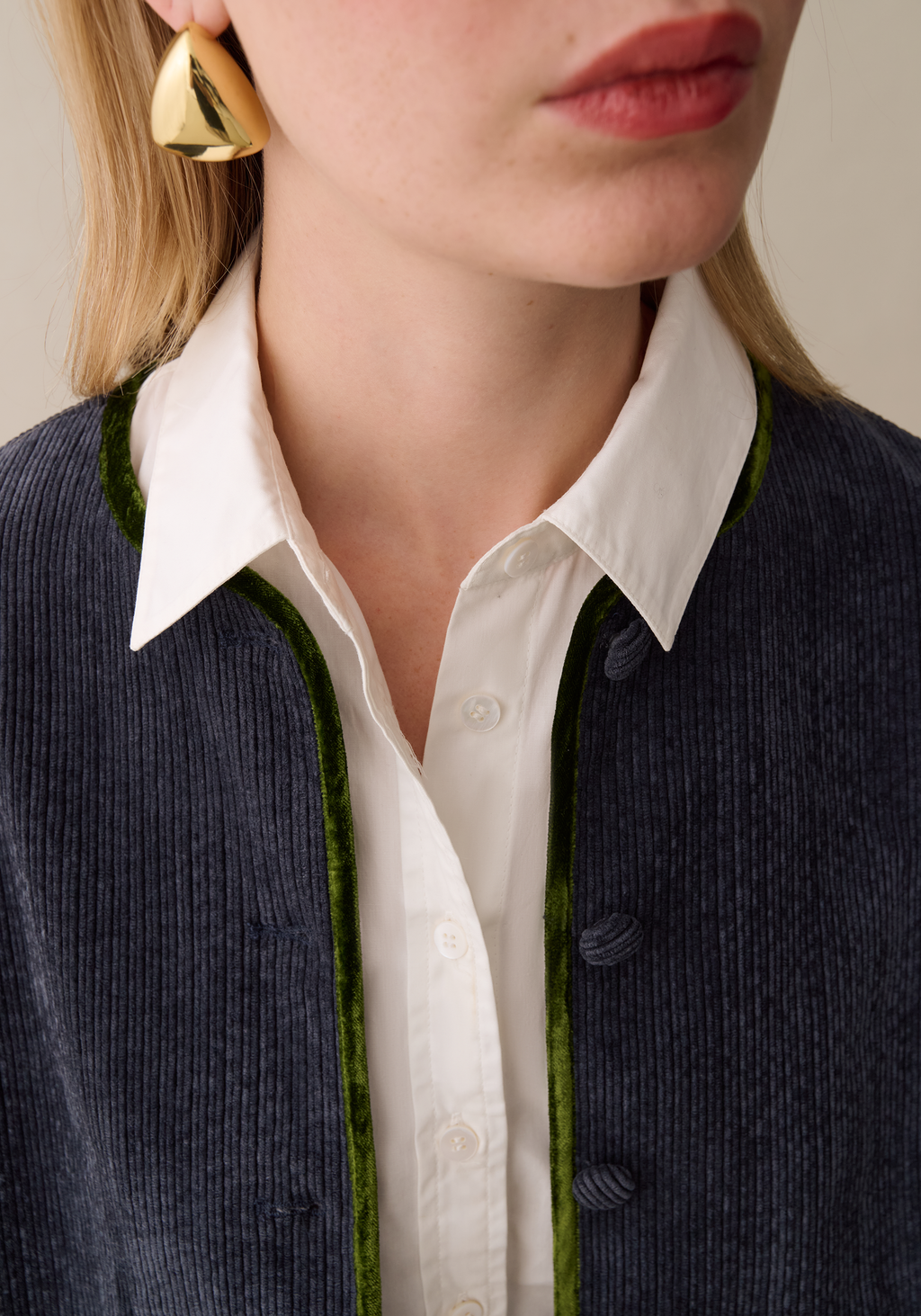 Womens Cropped Corduroy Jacket with Velvet Trim, Modern