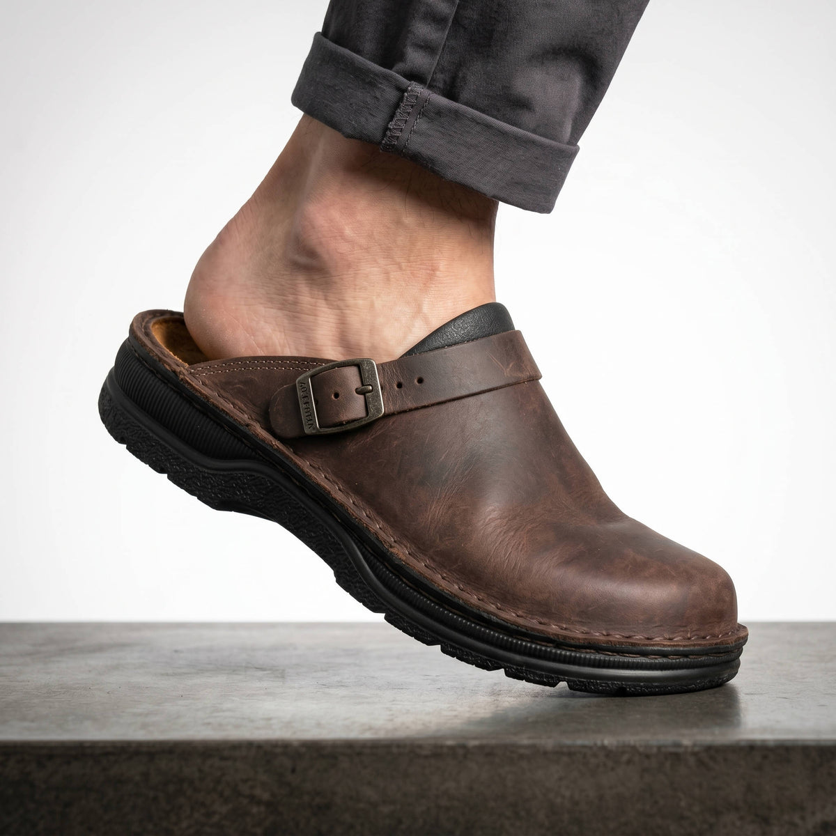 Mens Leather Clogs, Closed Toe Slip on Mules, Casual Buckle Strap Backless Comfort Shoes