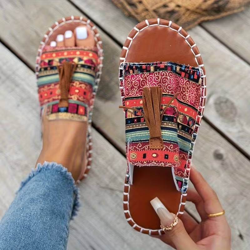 Comfortable Flat Sandals, Supportive Casual Sandals for Walking and Daily Comfort