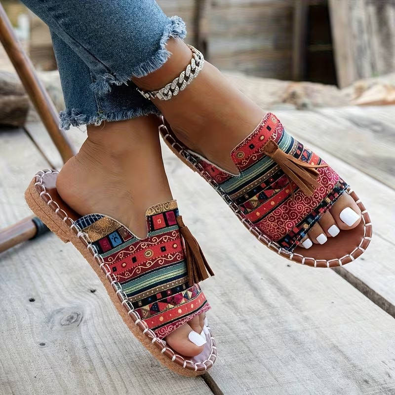 Comfortable Flat Sandals, Supportive Casual Sandals for Walking and Daily Comfort