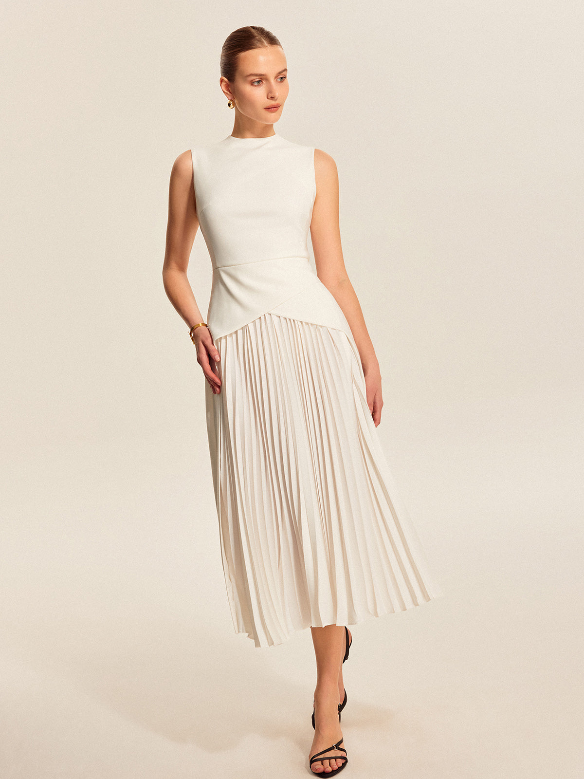 Pleated Midi Dress with Crew Neckline and Invisible Zipper, Sleeveless